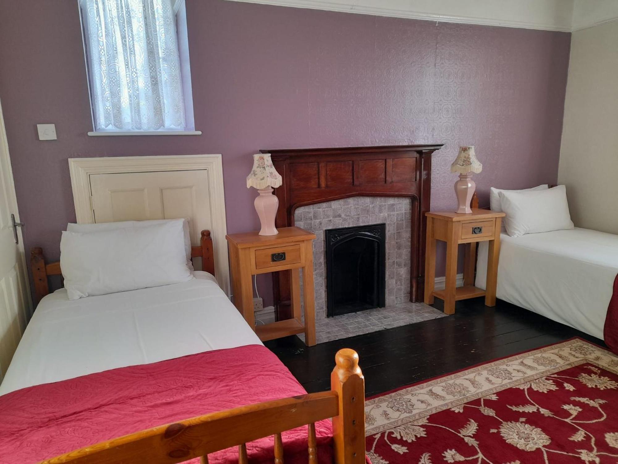 Kingsway Bed & Breakfast Bed and Breakfast Broxbourne Esterno foto