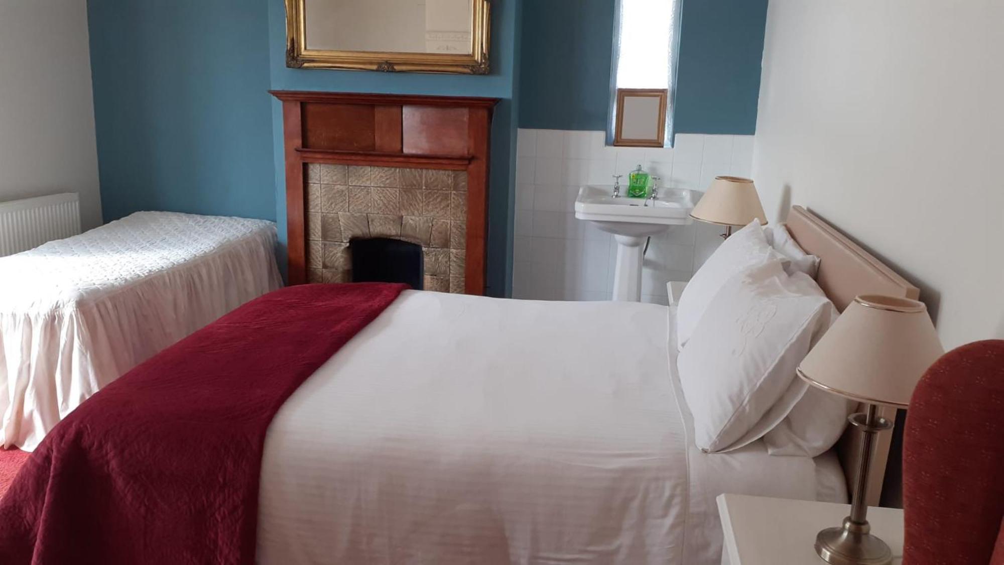 Kingsway Bed & Breakfast Bed and Breakfast Broxbourne Esterno foto