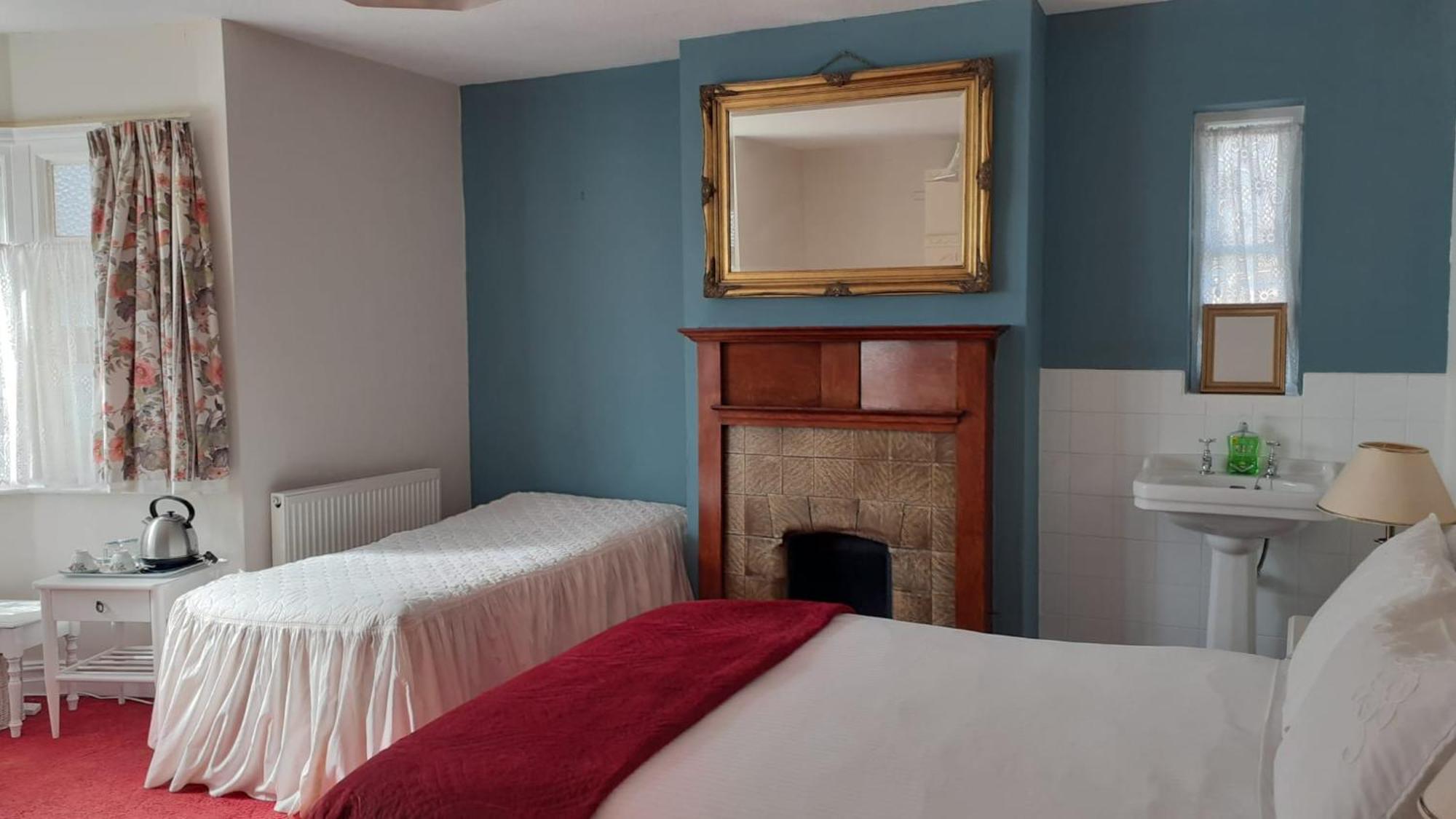 Kingsway Bed & Breakfast Bed and Breakfast Broxbourne Esterno foto